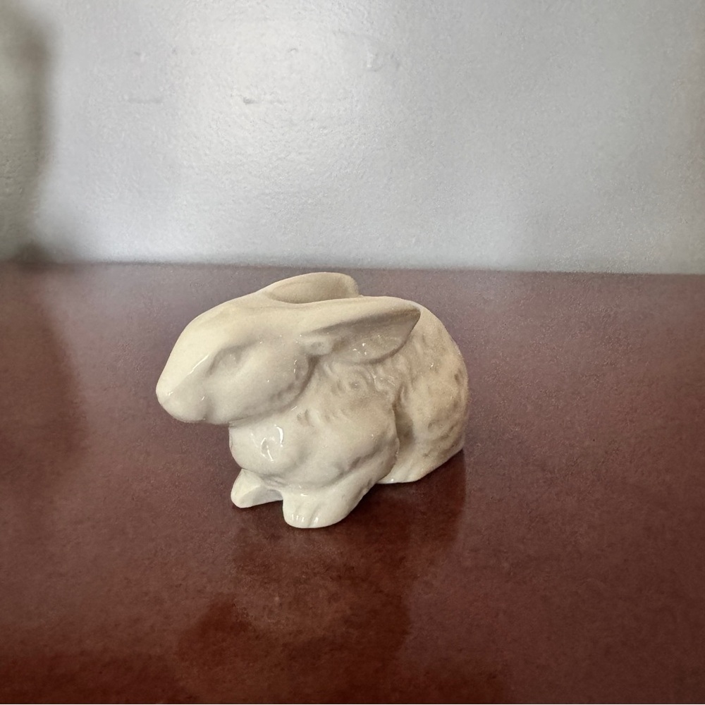 Porcelain Cream Rabbit Figurine - Picture 2 of 2